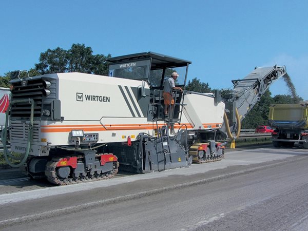 asphalt milling machine